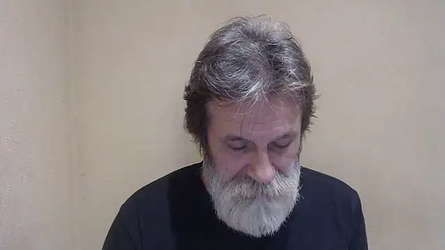 Snapshot of AlexNudo chatting on 02.10.25 AlexNudo online show from 02.10.25