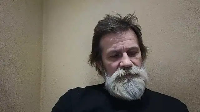 Snapshot of AlexNudo chatting on 02.12.25 AlexNudo online show from 02.12.25