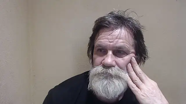 Snapshot of AlexNudo chatting on 02.12.25 AlexNudo online show from 02.12.25