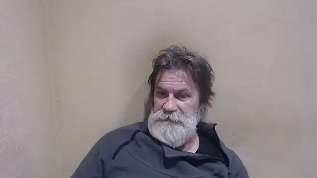 Snapshot of AlexNudo chatting on 02.20.25 AlexNudo online show from 02.20.25