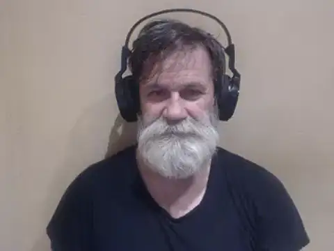 Snapshot of AlexNudo chatting on 03.10.25 AlexNudo online show from 03.10.25