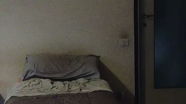 Snapshot of AlexNudo chatting on 03.14.25 AlexNudo online show from 03.14.25