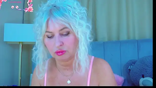 Snapshot of Barbie_Blond_ chatting on 05.26.26 Barbie Blond online show from 05.26.26