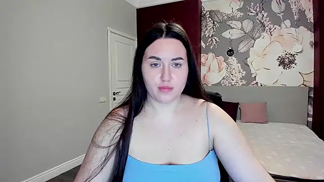 Roxie Bradley online show from 02.06.26