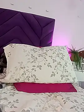 haileystone online show from 06.30.26