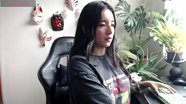 Snapshot of cat_salo chatting on 02.15.26 cat salo online show from 02.15.26