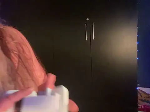 Im sophiie online show from 01.05.25