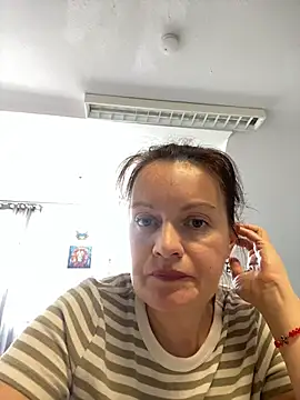 LoveNBloom online show from 06.02.26