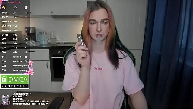 Lee Loo online show from 01.19.25