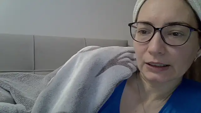 Ashleyspice online show from 12.15.25