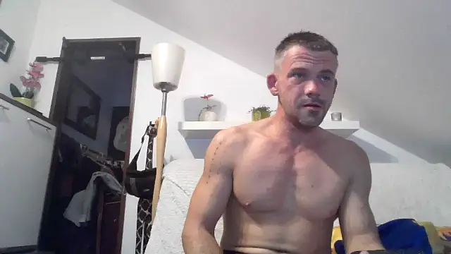 Cambitchboy online show from 09.18.25