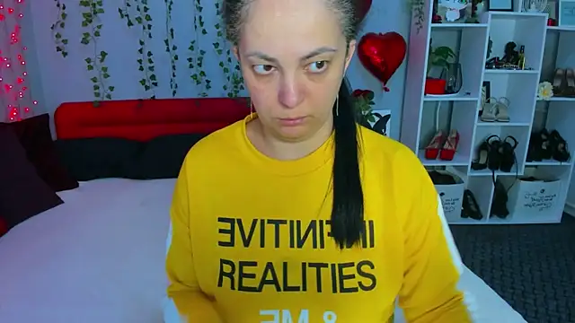 DarlingMilf online show from 04.24.26