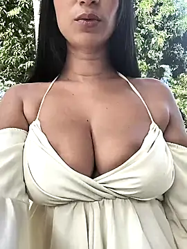 lady-rosse online show from 01.31.25