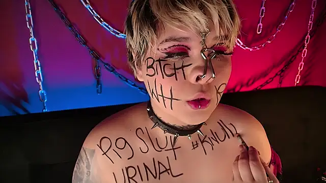 Laura takint online show from 12.25.24