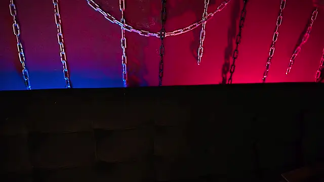 Laura takint online show from 01.03.25