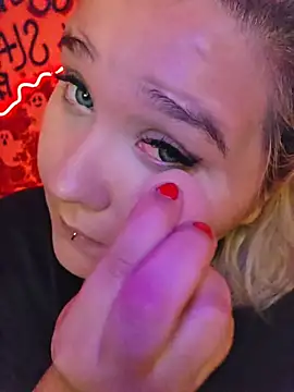 Laura takint online show from 10.10.25