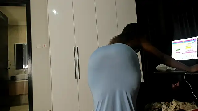 naughty bigass online show from 04.06.26