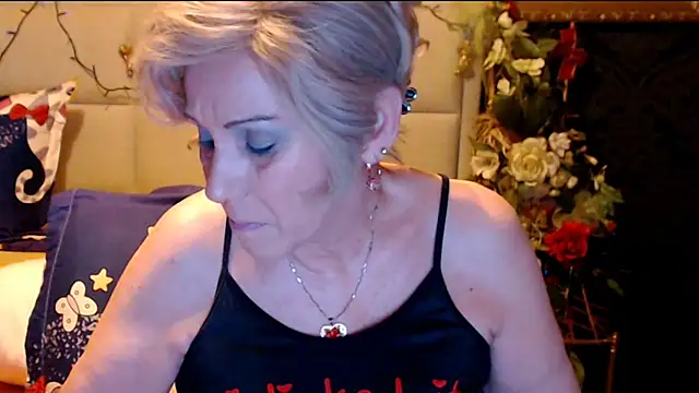 HappyWomanOn online show from 02.16.25