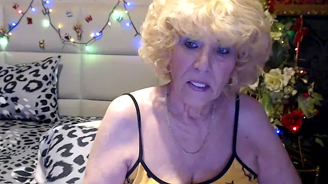 HappyWomanOn online show from 04.21.26
