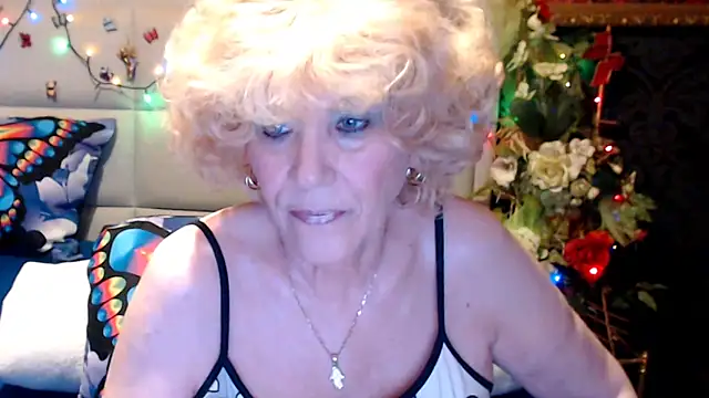 HappyWomanOn online show from 04.28.26