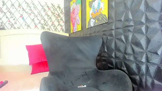 ArianaSmith69 online show from 02.13.25