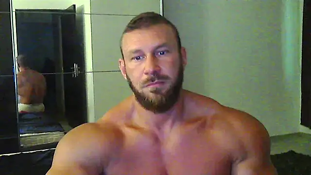 Snapshot of muscularkevin chatting on 06.27.26 muscularkevin online show from 06.27.26