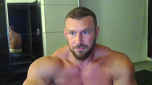Snapshot of muscularkevin chatting on 07.04.26 muscularkevin online show from 07.04.26