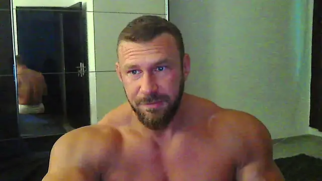 Snapshot of muscularkevin chatting on 07.10.26 muscularkevin online show from 07.10.26