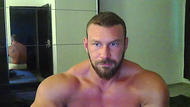 Snapshot of muscularkevin chatting on 07.14.26 muscularkevin online show from 07.14.26