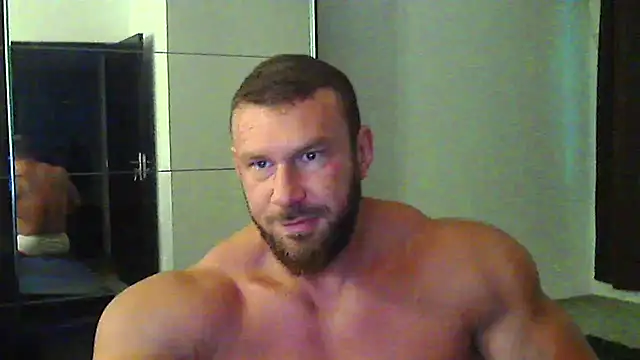 Snapshot of muscularkevin chatting on 07.17.26 muscularkevin online show from 07.17.26