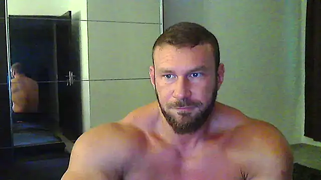 Snapshot of muscularkevin chatting on 07.21.26 muscularkevin online show from 07.21.26