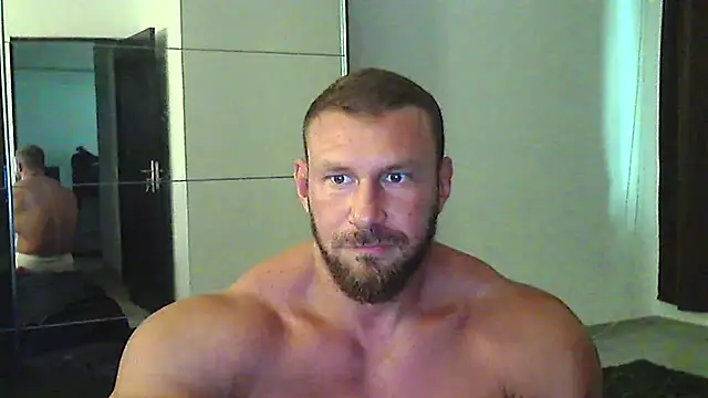 Snapshot of muscularkevin chatting on 07.30.26 muscularkevin online show from 07.30.26