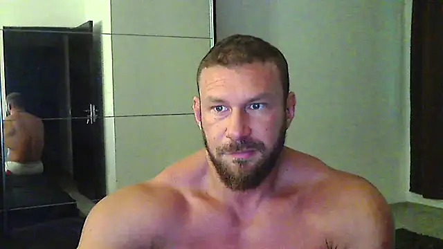 Snapshot of muscularkevin chatting on 08.04.26 muscularkevin online show from 08.04.26