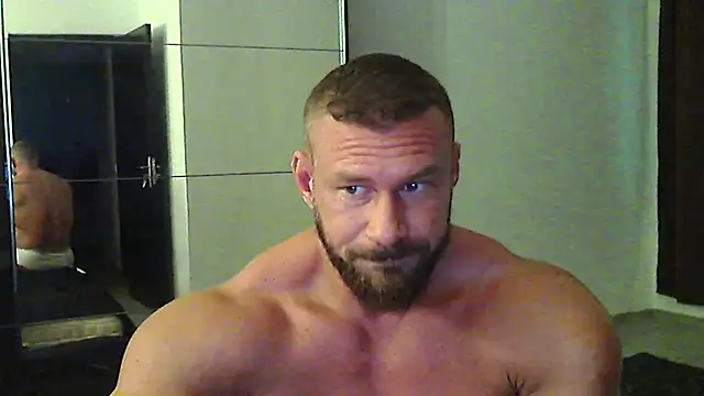 Snapshot of muscularkevin chatting on 08.08.26 muscularkevin online show from 08.08.26