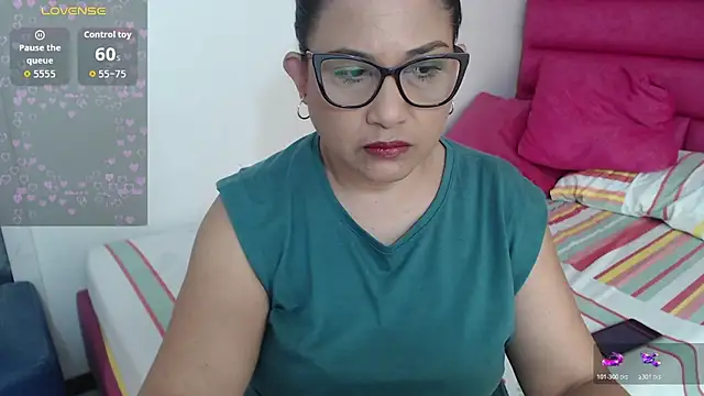 Katha Marck online show from 07.18.26