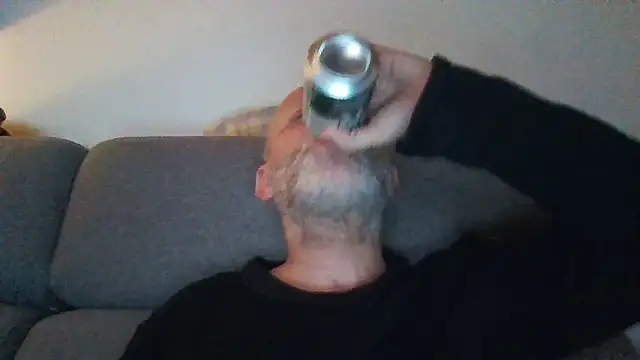 davigochi77bcn online show from 12.18.25