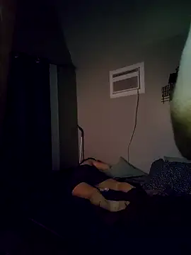 Snapshot of Hotredheadandtoungelasher chatting on 12.03.25 Hotredheadandtoungelasher online show from 12.03.25