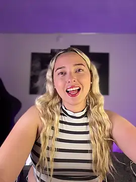 Irisweet  online show from 11.29.25