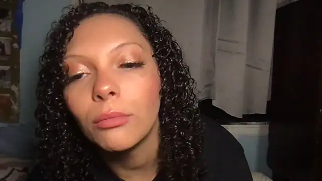 Snapshot of LuLuValenttine101 chatting on 03.18.26 LuLuValenttine101 online show from 03.18.26