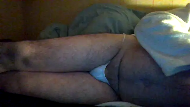 Snapshot of Krissttof chatting on 12.21.25 Krissttof online show from 12.21.25