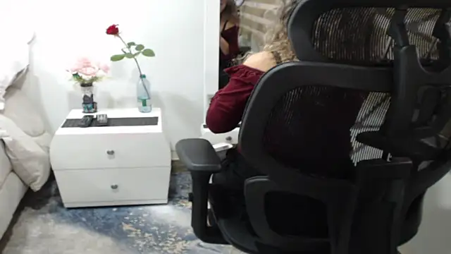 jesy hot online show from 05.12.26