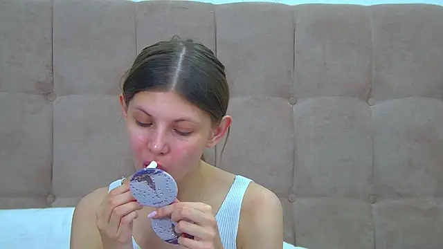 Snapshot of AudreyBarlow chatting on 02.07.26 AudreyBarlow online show from 02.07.26