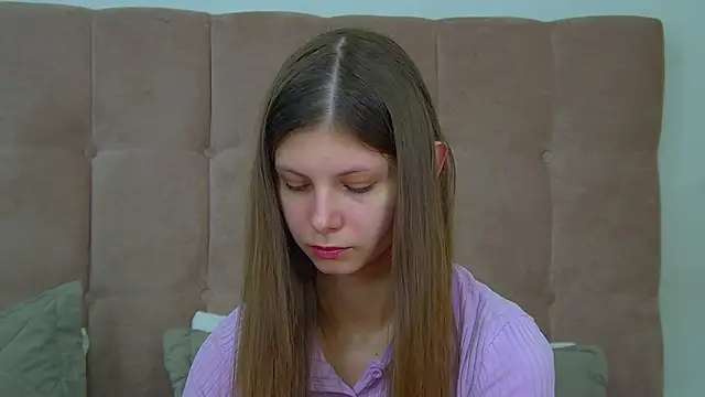 Snapshot of AudreyBarlow chatting on 03.03.26 AudreyBarlow online show from 03.03.26