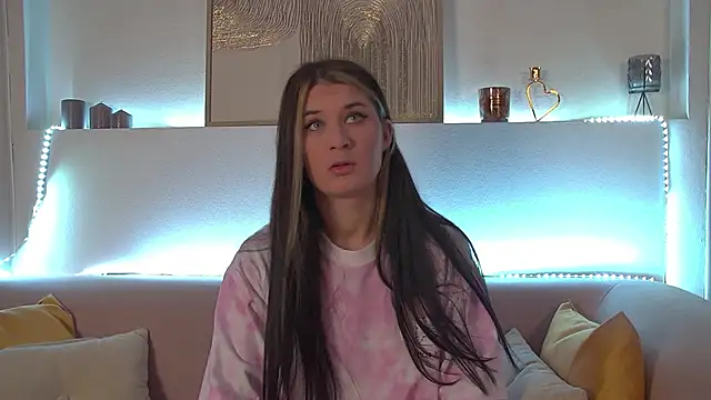 RachelSimpson online show from 02.23.25