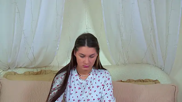 RachelSimpson online show from 03.11.26