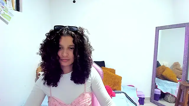 Cositarica  online show from 10.05.25