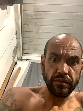 Snapshot of raphadoors19 chatting on 10.19.25 raphadoors19 online show from 10.19.25