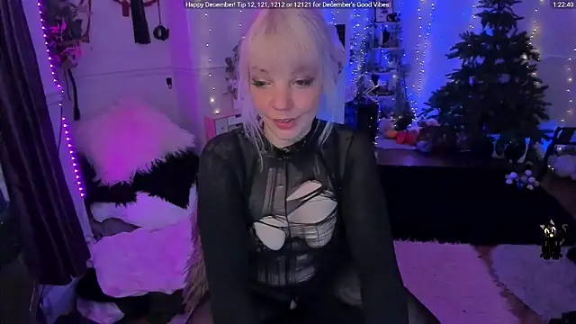 AliceW0lf online show from 12.04.25