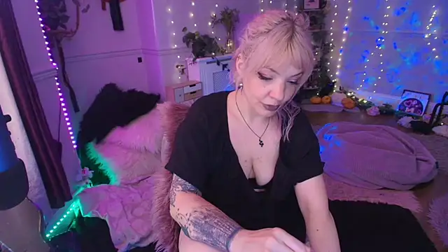 AliceW0lf online show from 05.26.26