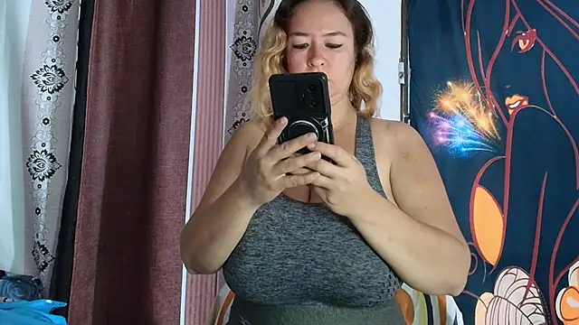 Snapshot of brenlissy89 chatting on 02.07.26 brenlissy89 online show from 02.07.26